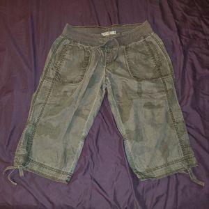 Dark Green Camo Capri Pants